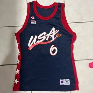 VINTAGE USA OLYMPICS JERSEY